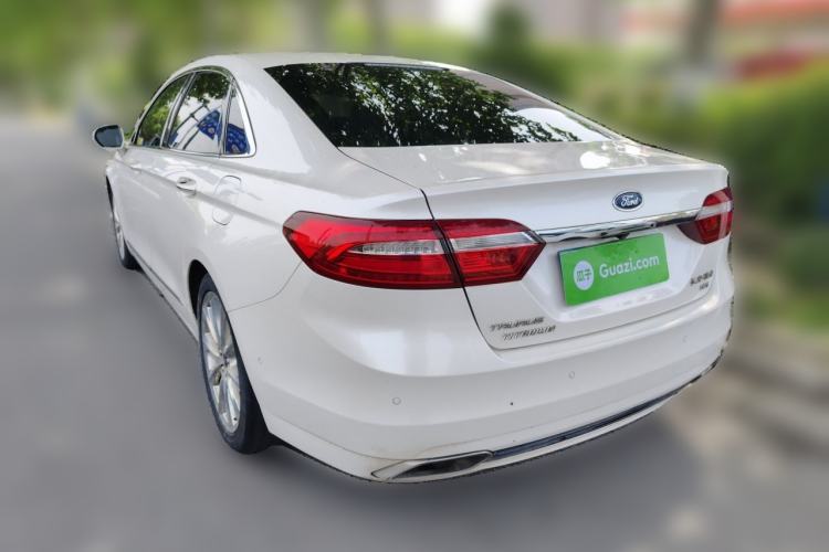 Used Ford Taurus 2015 EcoBoost 325 V6 Flagship Model Rear Left 45 Deg