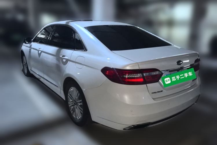 Used Ford Taurus 2015 EcoBoost 245 Fashion Edition Rear Left 45 Deg