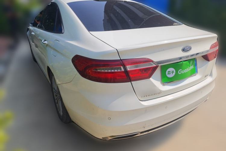 Used Ford Taurus 2015 EcoBoost 245 Luxury Model Rear Left 45 Deg