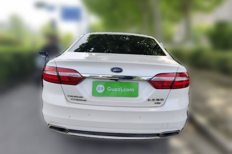 Used Ford Taurus 2015 EcoBoost 325 V6 Flagship Model Rear
