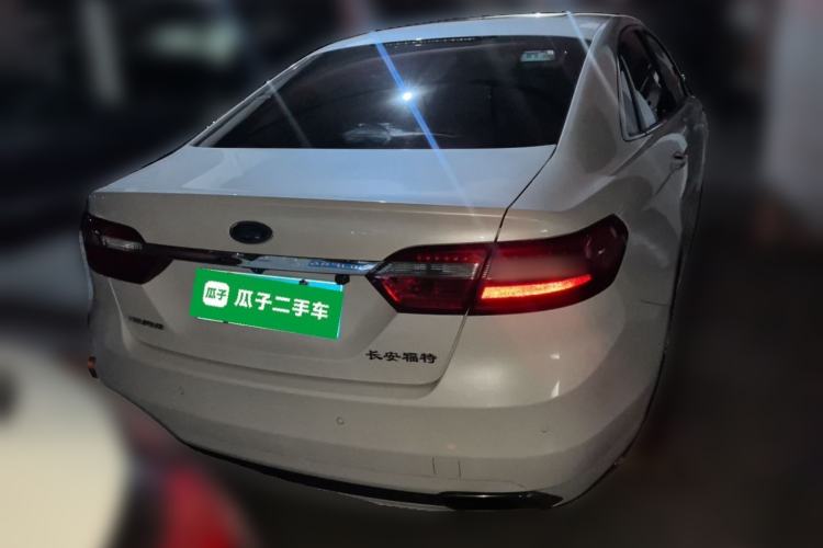 Used Ford Taurus 2015 EcoBoost 245 Fashion Edition Rear