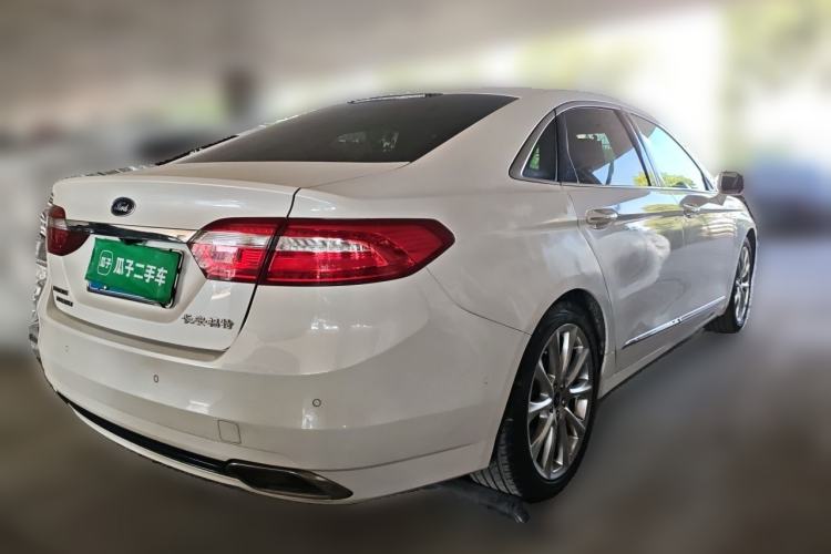 Used Ford Taurus 2015 EcoBoost 325 V6 Flagship Model Rear Right 45 Deg