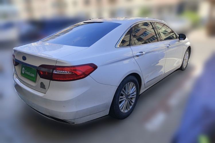 Used Ford Taurus 2015 EcoBoost 245 Fashion Edition Rear Right 45 Deg