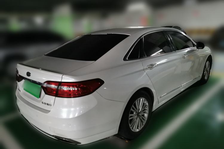 Used Ford Taurus 2015 EcoBoost 245 Fashion Edition Rear Right 45 Deg