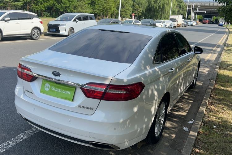 Used Ford Taurus 2015 EcoBoost 245 Fashion Edition Rear Right 45 Deg