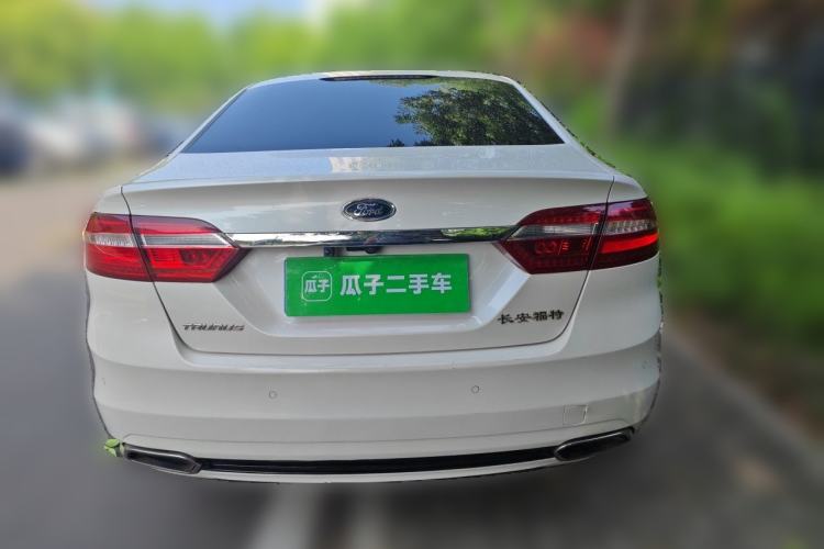 Used Ford Taurus 2015 EcoBoost 245 Luxury Model Rear