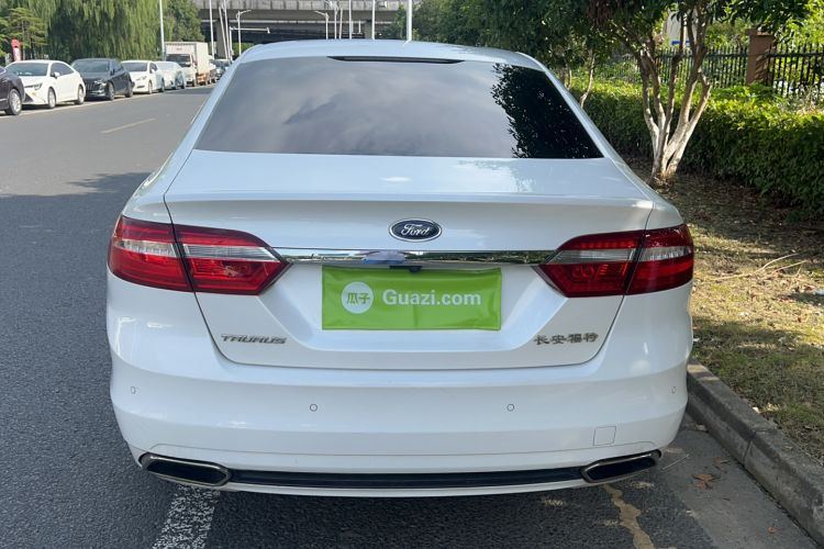 Used Ford Taurus 2015 EcoBoost 245 Fashion Edition Rear