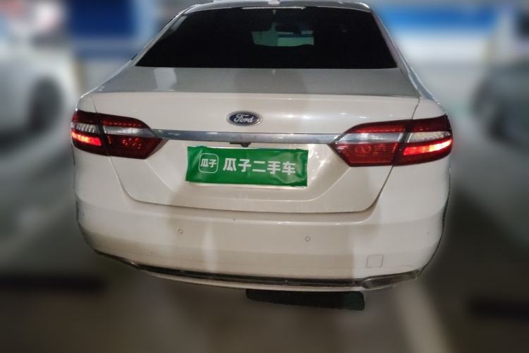 Used Ford Taurus 2015 EcoBoost 245 Fashion Edition Rear