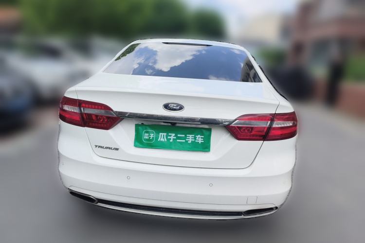 Used Ford Taurus 2015 EcoBoost 245 Fashion Edition Rear