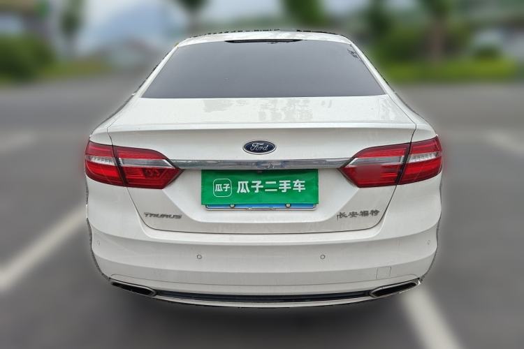 Used Ford Taurus 2015 EcoBoost 245 Fashion Edition Rear