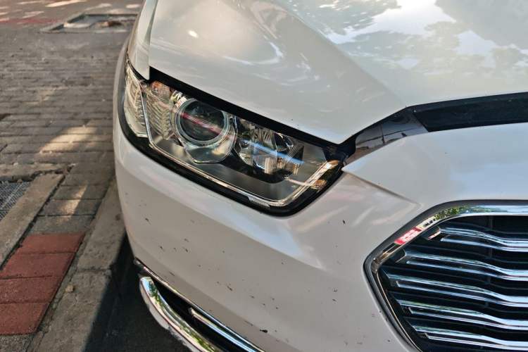 Used Ford Taurus 2015 EcoBoost 245 Fashion Edition Right Front Headlight
