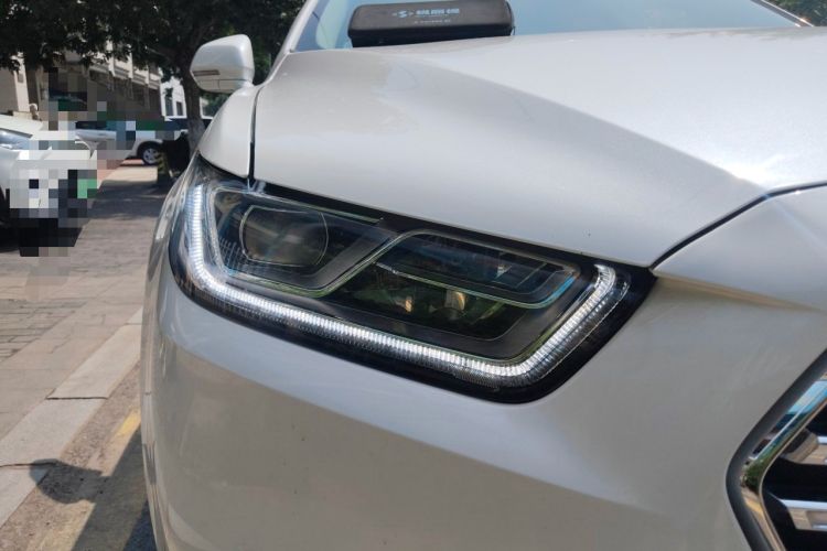 Used Ford Taurus 2015 EcoBoost 245 Luxury Model Right Front Headlight