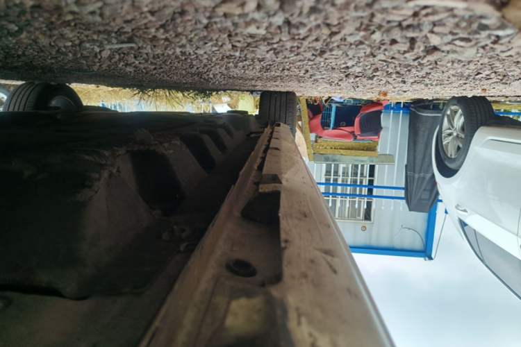 Used Ford Taurus 2015 EcoBoost 245 Luxury Model Right Side Sill