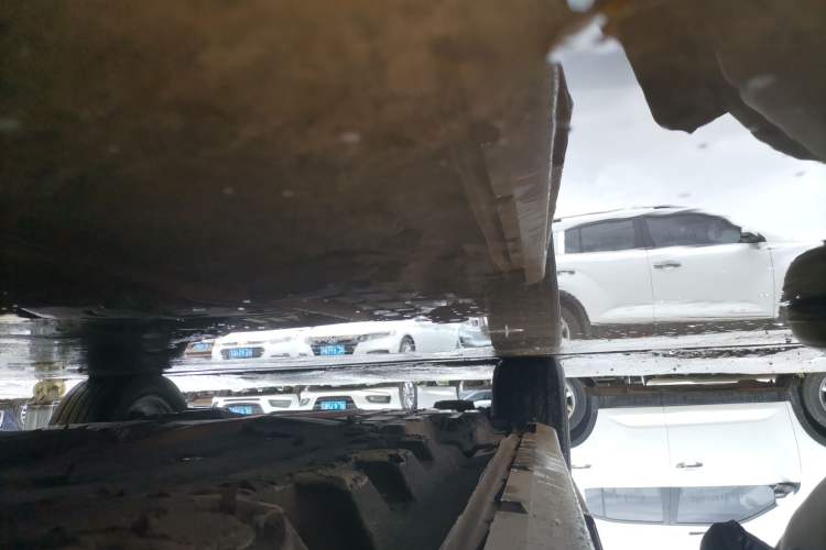 Used Ford Taurus 2015 EcoBoost 245 Fashion Edition Right Side Sill