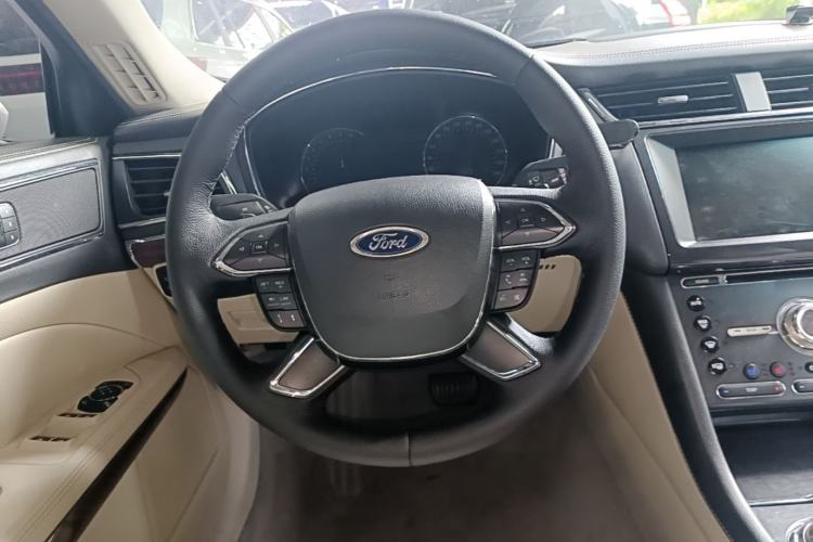 Used Ford Taurus 2015 EcoBoost 245 Ultimate Model Steering Wheel