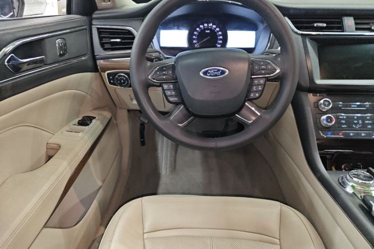 Used Ford Taurus 2015 EcoBoost 245 Fashion Edition Steering Wheel