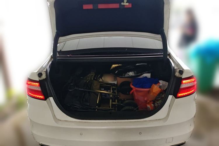 Used Ford Taurus 2015 EcoBoost 245 Luxury Model Trunk
