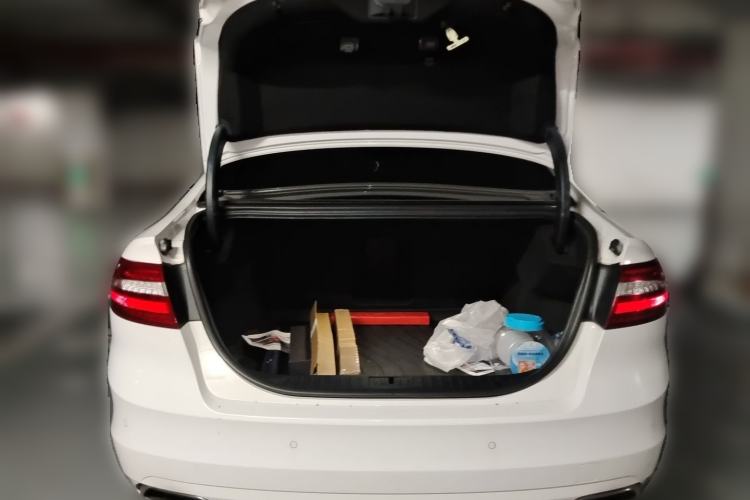 Used Ford Taurus 2015 EcoBoost 245 Luxury Model Trunk