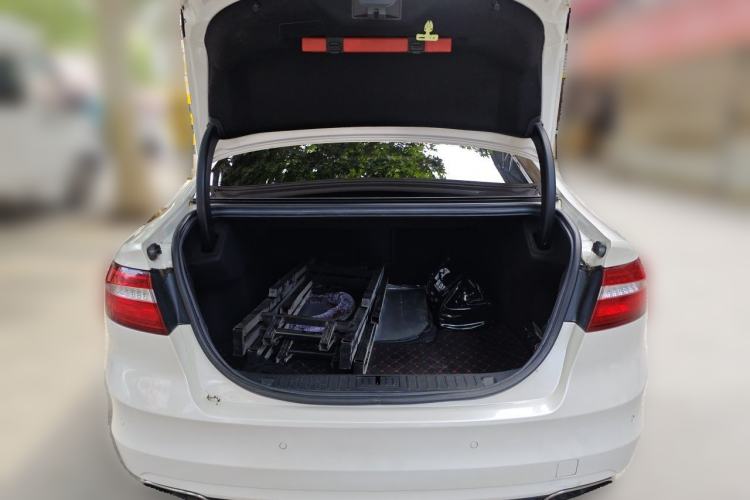 Used Ford Taurus 2015 EcoBoost 245 Fashion Edition Trunk