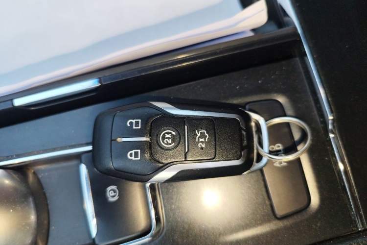 Used Ford Taurus 2015 EcoBoost 245 Fashion Edition Vehicle Key