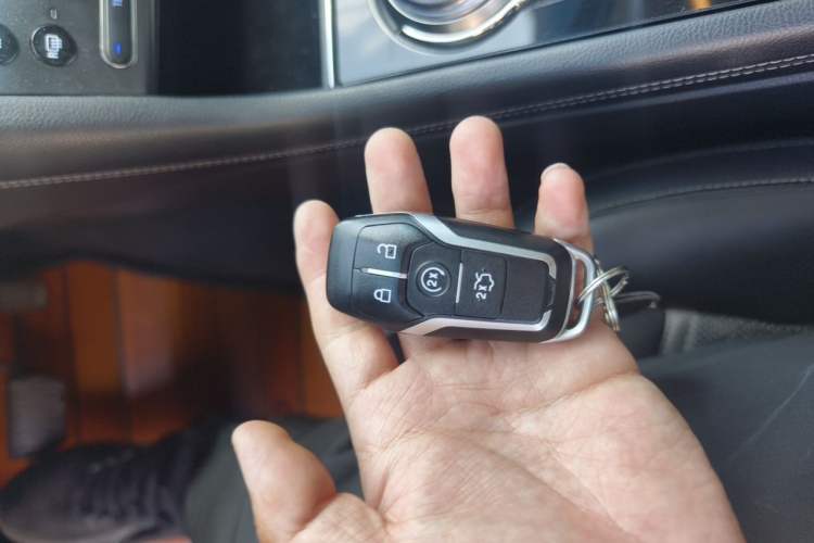 Used Ford Taurus 2015 EcoBoost 245 Ultimate Model Vehicle Key