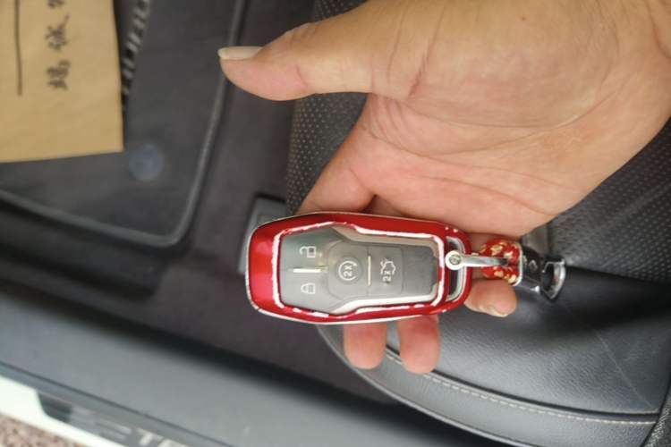 Used Ford Taurus 2015 EcoBoost 245 Luxury Model Vehicle Key