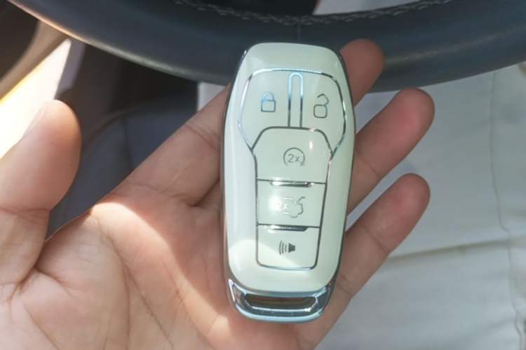 Used Ford Taurus 2015 EcoBoost 245 Fashion Edition Vehicle Key
