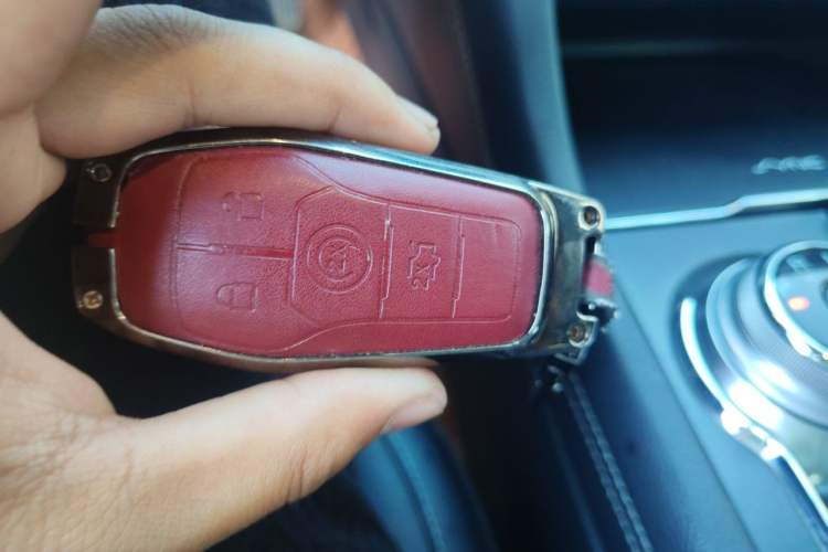 Used Ford Taurus 2015 EcoBoost 245 Fashion Edition Vehicle Key