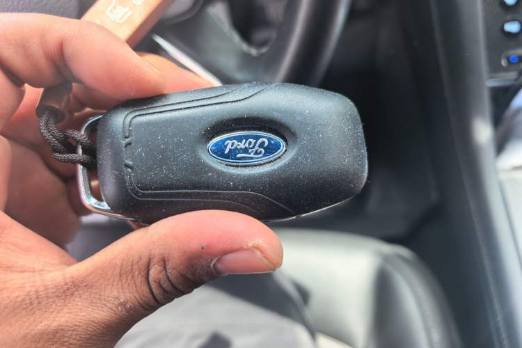 Used Ford Taurus 2015 EcoBoost 245 Luxury Model Vehicle Key