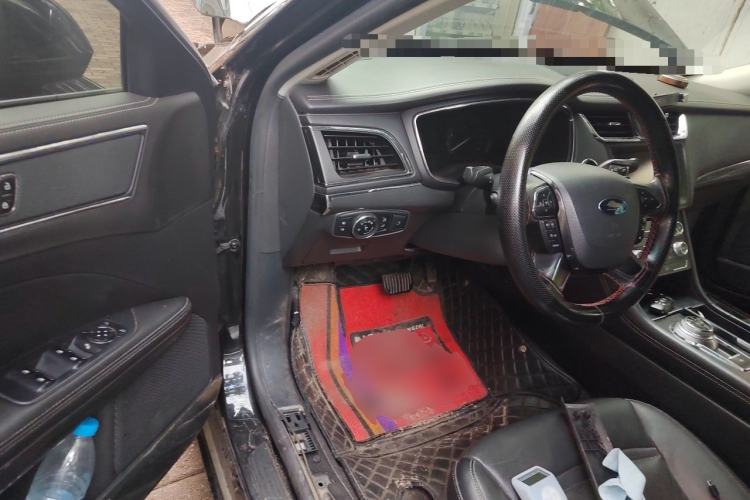 Used Ford Taurus 2016 EcoBoost 180 Luxury Model Driver Seat