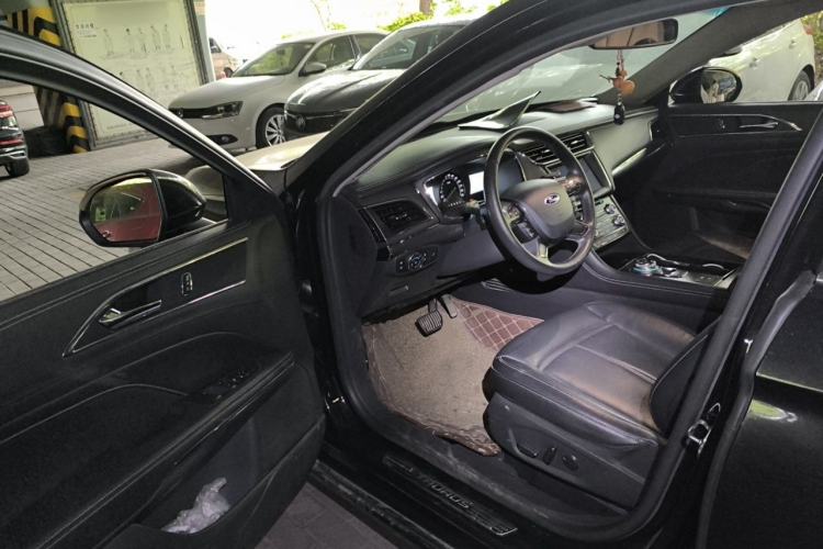 Used Ford Taurus 2016 EcoBoost 180 Luxury Model Driver Seat
