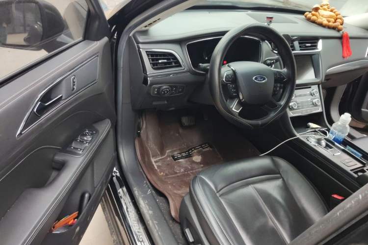 Used Ford Taurus 2016 EcoBoost 180 Luxury Model Driver Seat