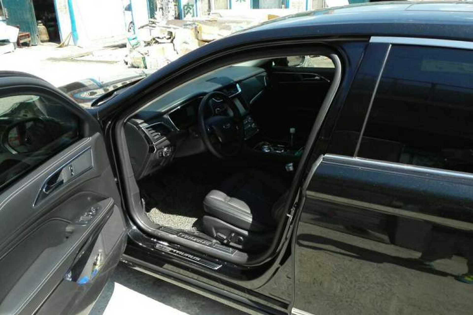 Used Ford Taurus 2016 EcoBoost 180 Luxury Model Driver Seat