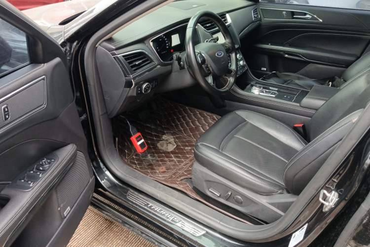 Used Ford Taurus 2016 EcoBoost 180 Luxury Model Driver Seat