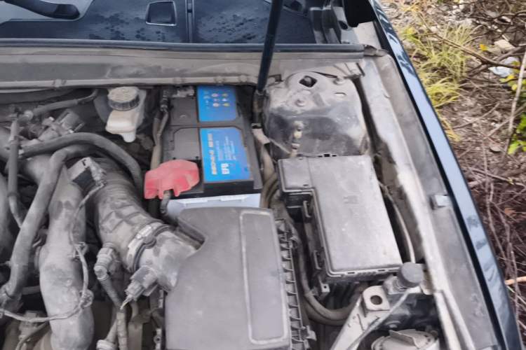 Used Ford Taurus 2016 EcoBoost 180 Luxury Model Engine Bay Left
