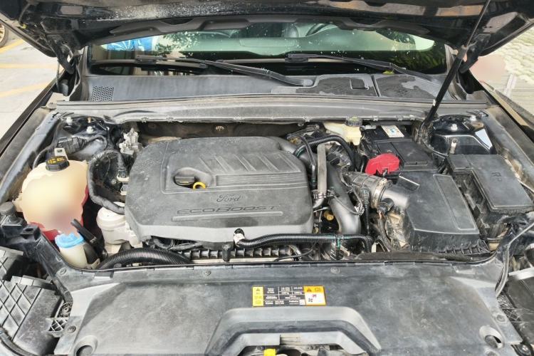 Used Ford Taurus 2016 EcoBoost 180 Luxury Model Engine Bay
