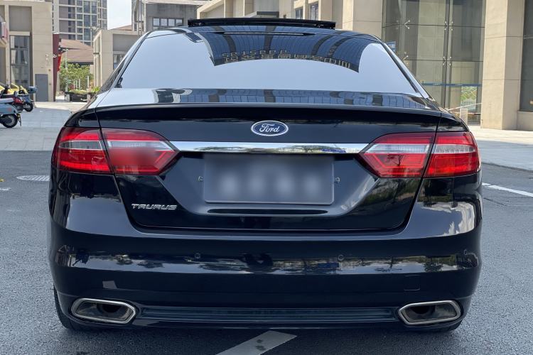 Used Ford Taurus 2016 EcoBoost 180 Luxury Model Exterior 4