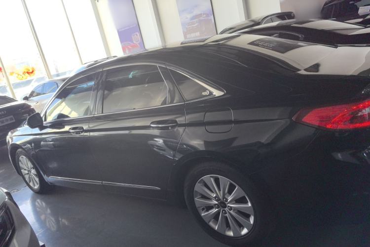 Used Ford Taurus 2016 EcoBoost 180 Luxury Model Exterior 5