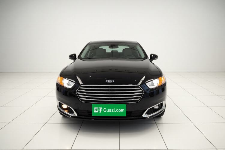 Used Ford Taurus 2016 EcoBoost 180 Luxury Model Front