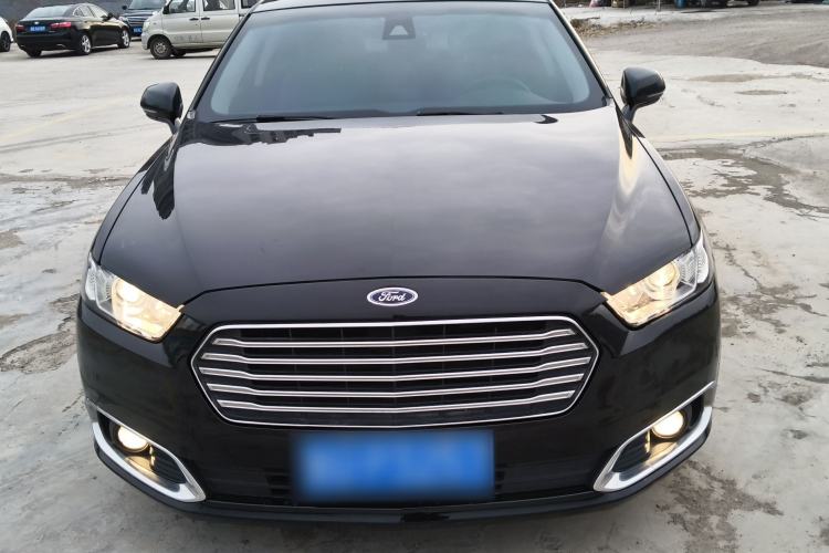 Used Ford Taurus 2016 EcoBoost 180 Luxury Model Front