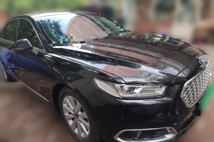 Used Ford Taurus 2016 EcoBoost 180 Luxury Model Front Right 45 Deg