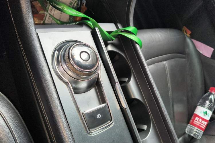 Used Ford Taurus 2016 EcoBoost 180 Luxury Model Gear Lever