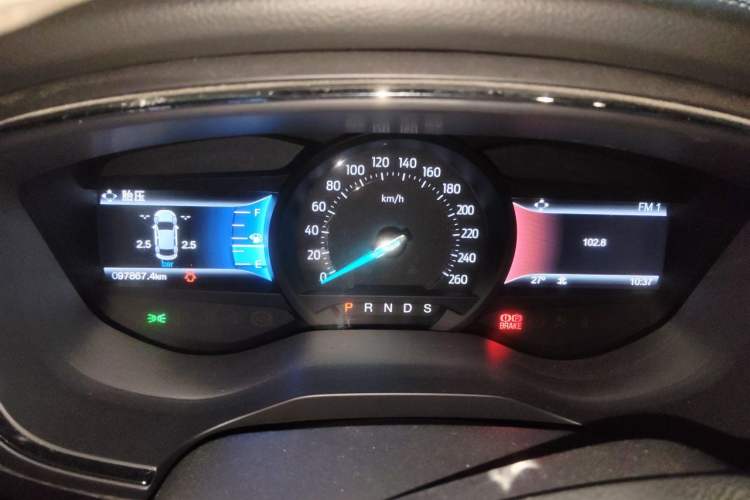 Used Ford Taurus 2016 EcoBoost 180 Luxury Model Instrument Cluster