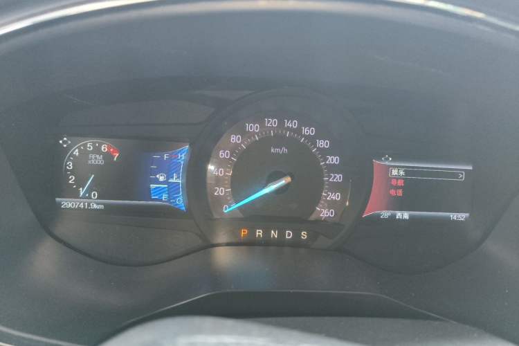 Used Ford Taurus 2016 EcoBoost 180 Luxury Model Instrument Cluster