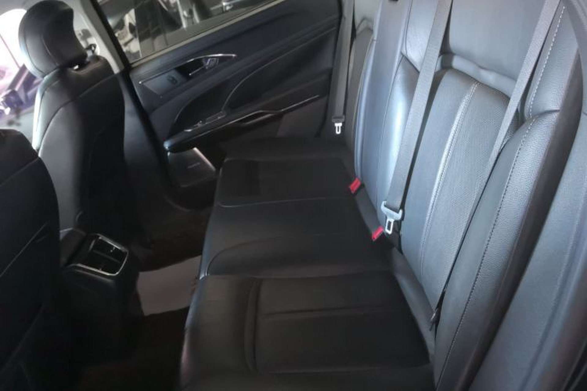 Used Ford Taurus 2016 EcoBoost 180 Luxury Model Interior 1