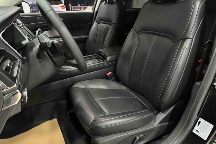 Used Ford Taurus 2016 EcoBoost 180 Luxury Model Interior 10