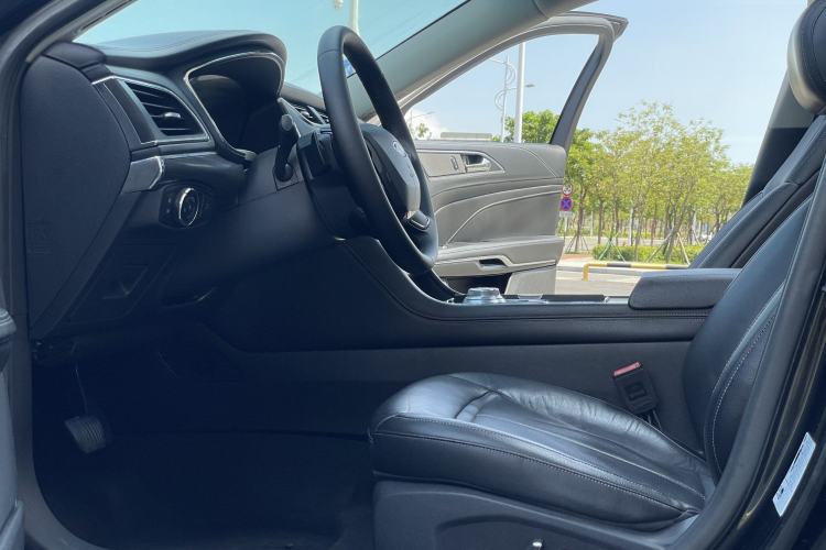Used Ford Taurus 2016 EcoBoost 180 Luxury Model Interior 2