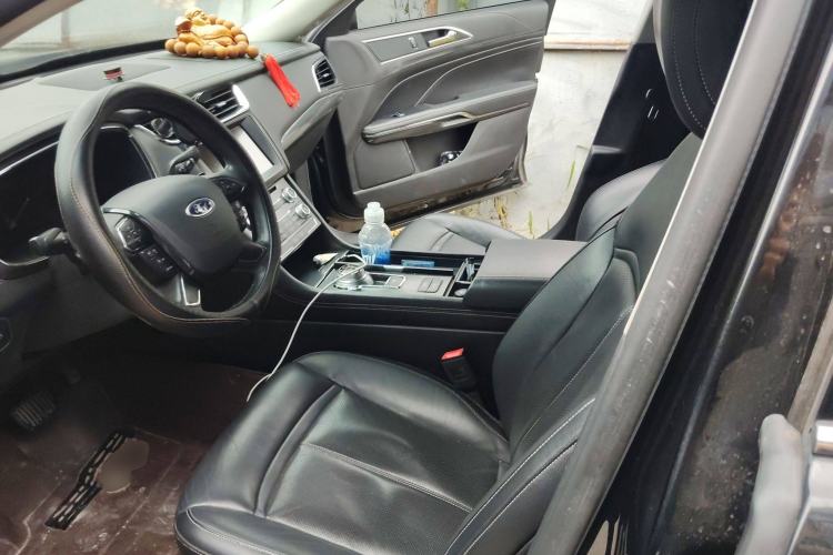 Used Ford Taurus 2016 EcoBoost 180 Luxury Model Left Front Seat