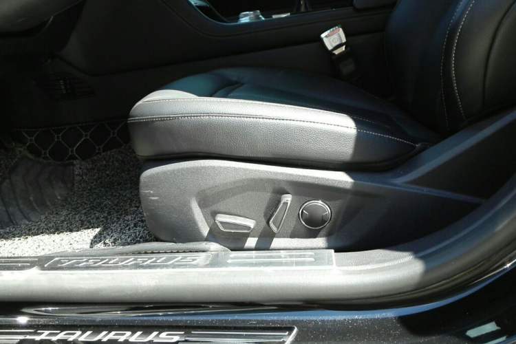 Used Ford Taurus 2016 EcoBoost 180 Luxury Model Left Front Seat