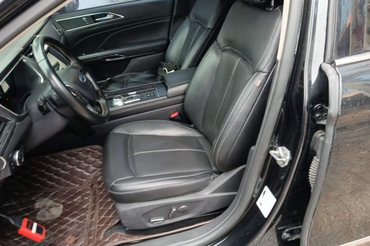 Used Ford Taurus 2016 EcoBoost 180 Luxury Model Left Front Seat
